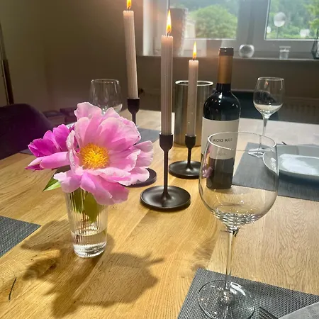 Eifelmoment-stilvolle Auszeit Mit Burgblick